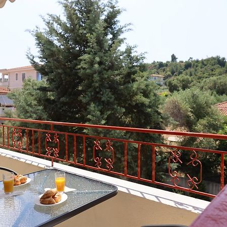 Summer Suite - Premium Apartment Pefkochori Bagian luar foto