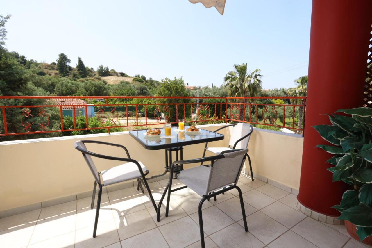 Summer Suite - Premium Apartment Pefkochori Bagian luar foto